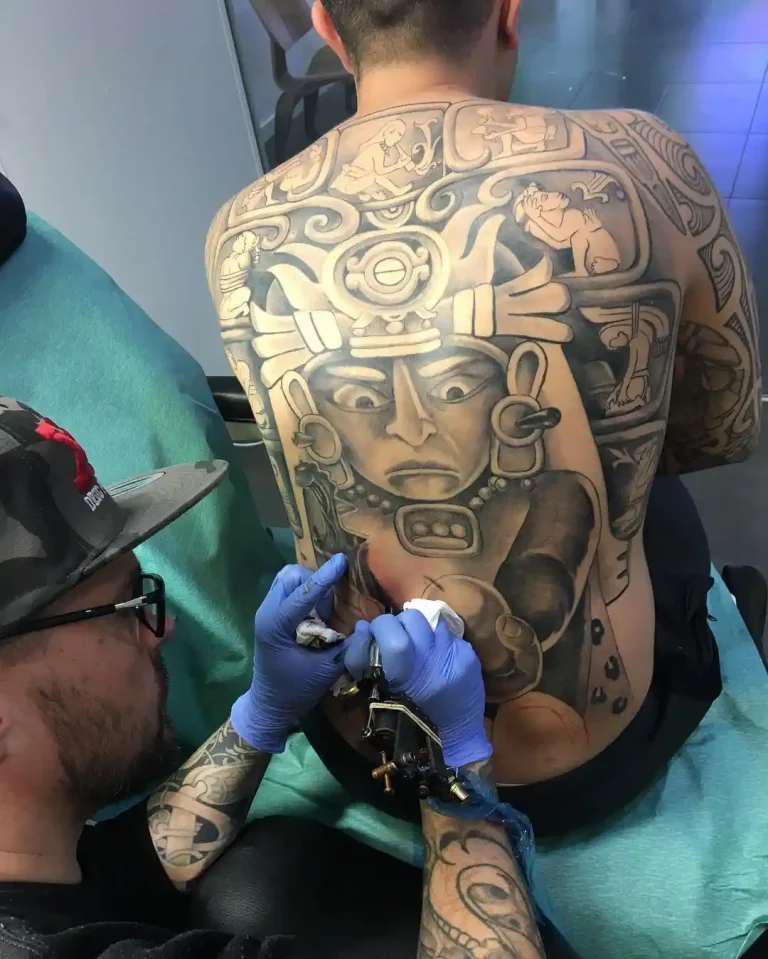 Tatuaje Tradicional Espalda CTL